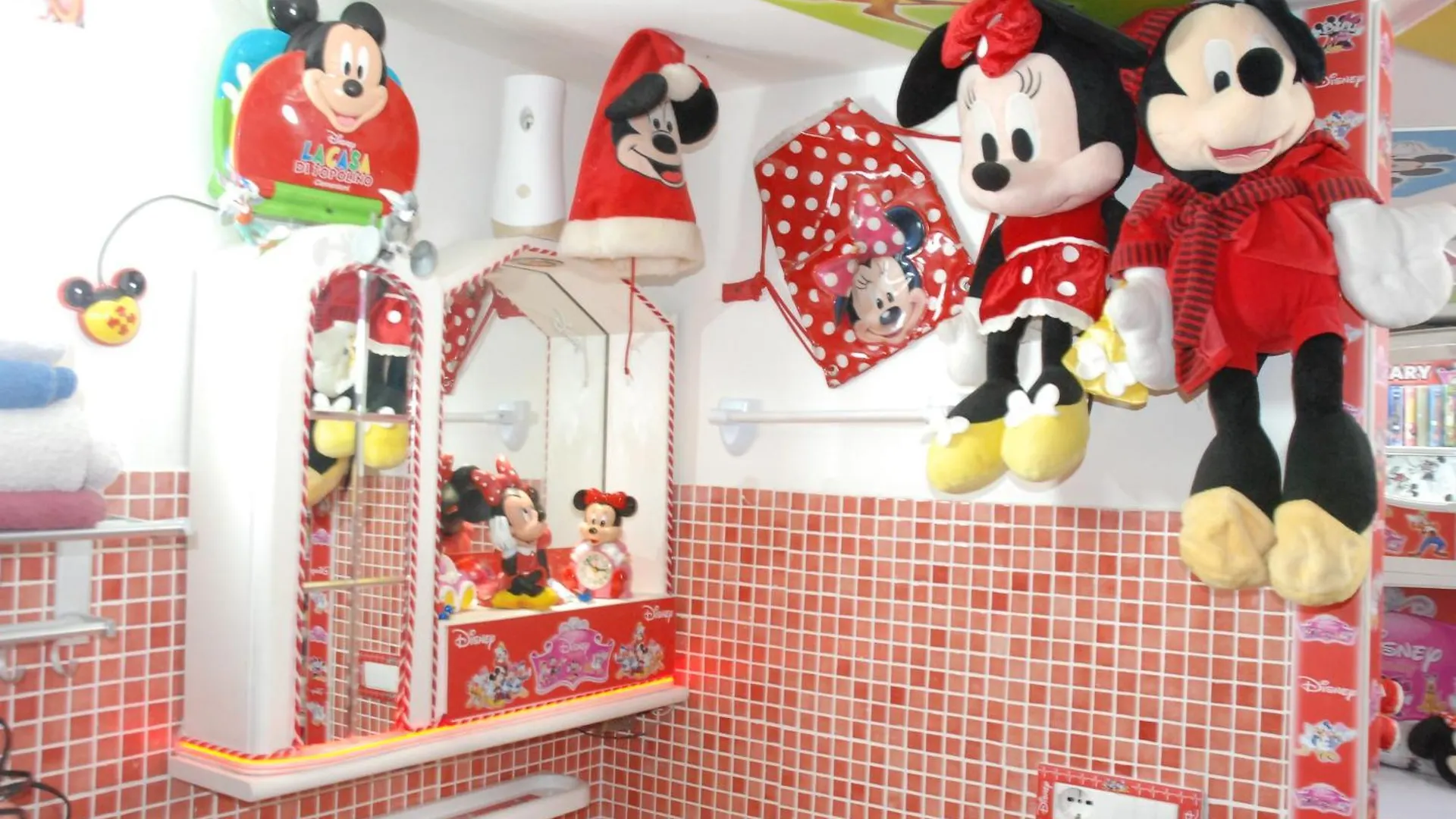 Disney Family Airport Catania City 招待所